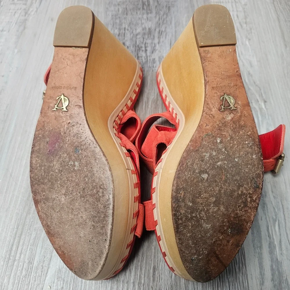 VC Signature Lene Wedge Sandals Women 8.5 Red Suede Wood Platform 70s Boho